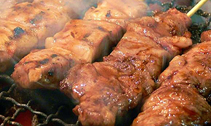 炭火もつ焼きデンパチ広島店の豚ロース