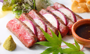 岡山市で和食を個室で楽しめる景虎で提供している国産牛ヒレステーキ